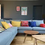 90m2 Lumineux, Centre, Vue Eglise Penchee Apartment *