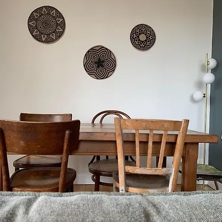 90m2 Lumineux, Centre, Vue Eglise Penchee 캉