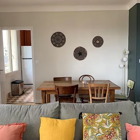 90m2 Lumineux, Centre, Vue Eglise Penchee 캉