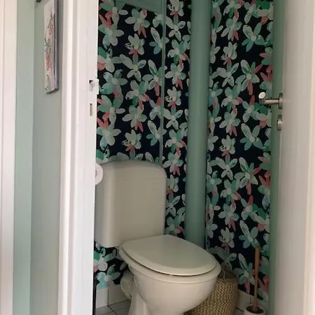 아파트 90m2 Lumineux, Centre, Vue Eglise Penchee 캉