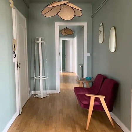 아파트 90m2 Lumineux, Centre, Vue Eglise Penchee 캉