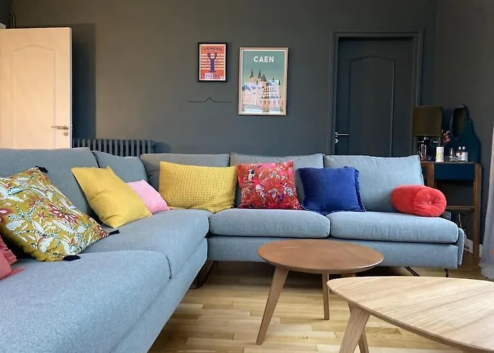 90m2 Lumineux, Centre, Vue Eglise Penchee Daire *