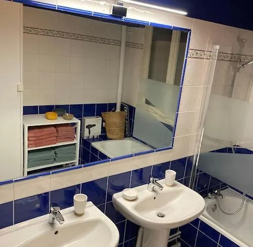 Daire 90m2 Lumineux, Centre, Vue Eglise Penchee